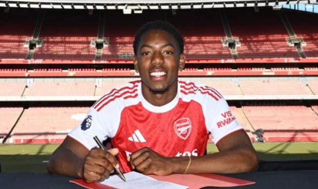 Arsenal trói chân tài năng trẻ Lewis-Skelly, phá tan giấc mơ của Real Madrid