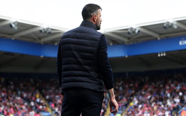 Ruud van Nistelrooy chia tay Leicester City: Kết thúc một chương đầy sóng gió